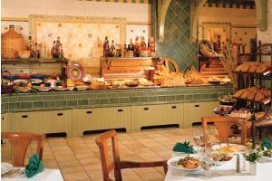 poppy brasserie