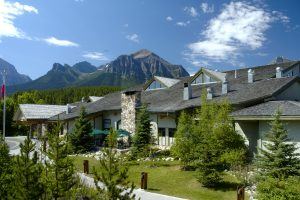 the lake louise inn