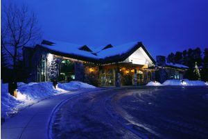 the lake louise inn