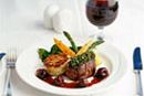 rocky mountaineer rail vacation - goldleaf service
