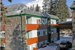 rundle manor hotel