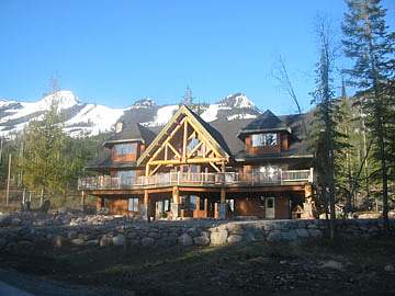 the vagabond lodge, kicking horse